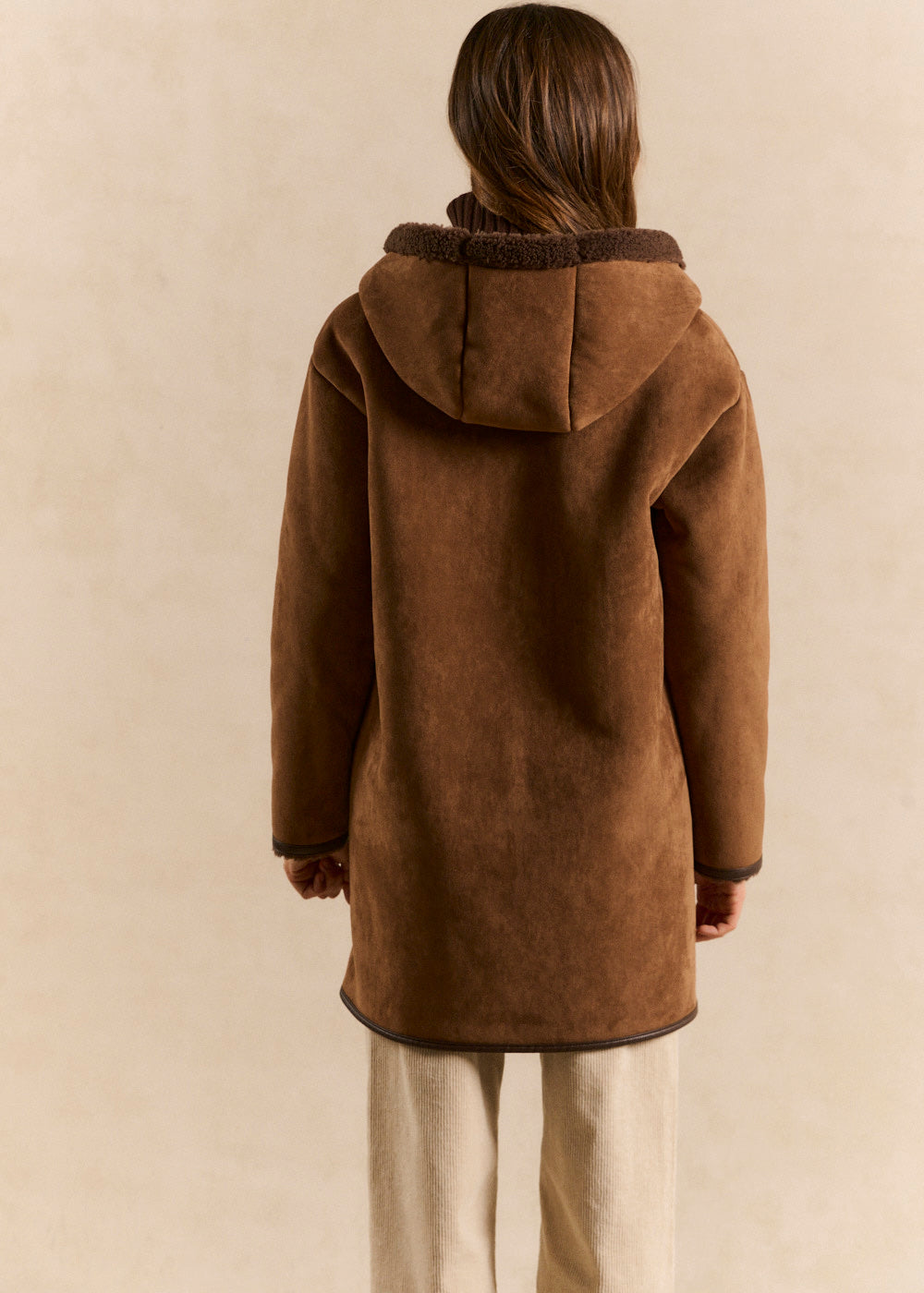 MAGNOLIA Manteau ample en peau lainée à capuche - 3 - Sud Express - Sud Express