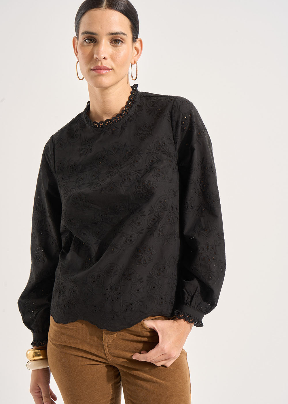 Blouse brodée col montant - Sud Express - 5 - Sud Express