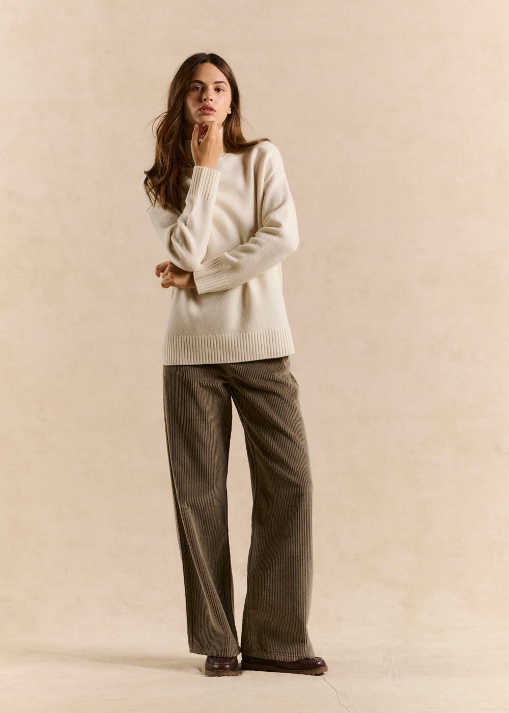 POMMI Pantalon large en velours de coton taille haute - 1 - Sud Express - Sud Express