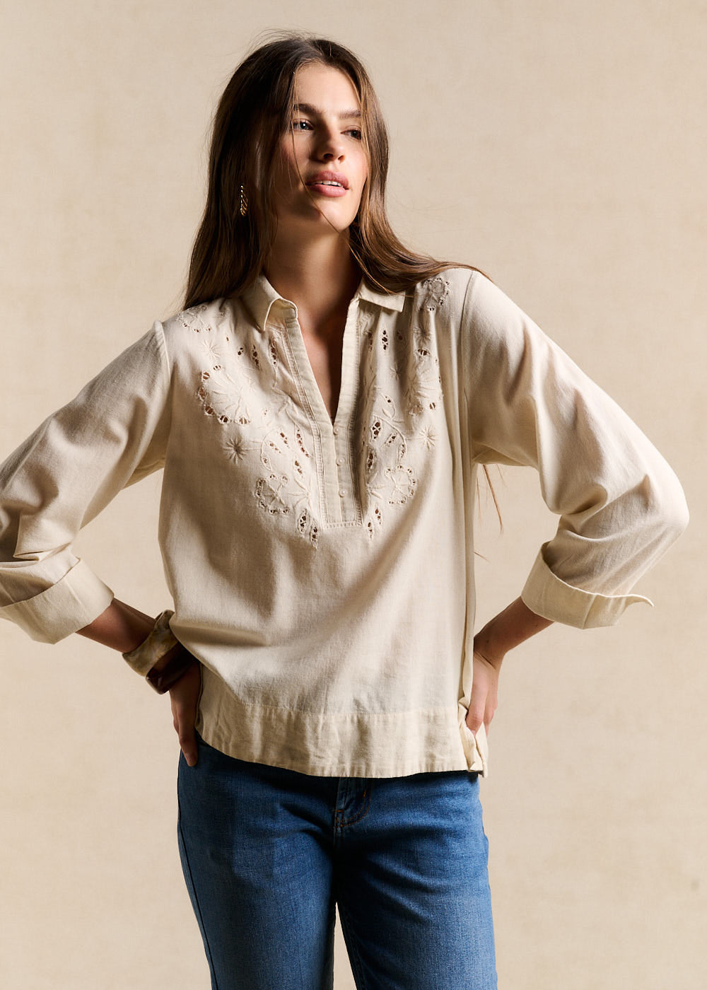 Blouse brodée en lin et coton - Sud Express - 4 - Sud Express