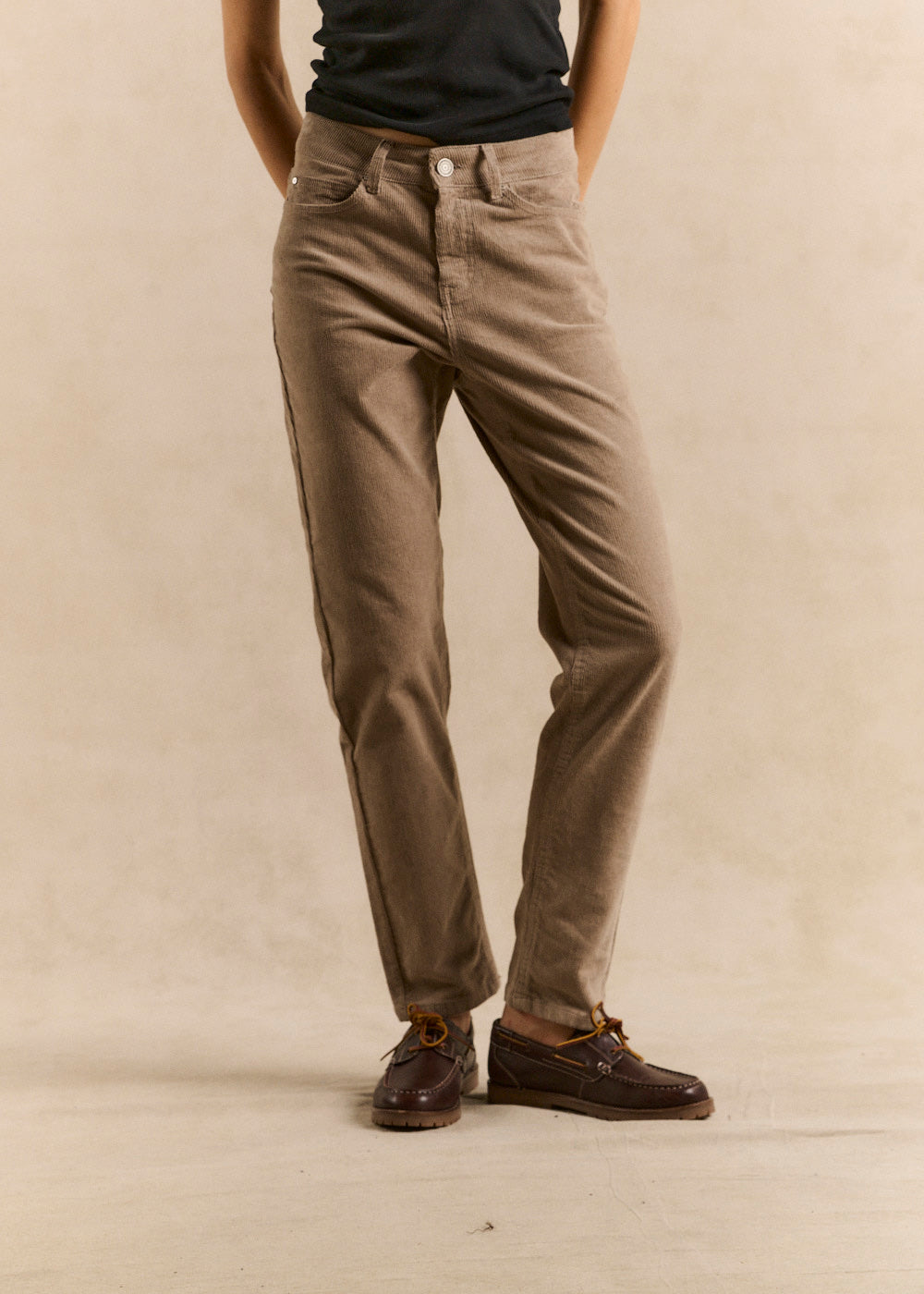 Pantalon slim en velours - Sud Express - 2 - Sud Express