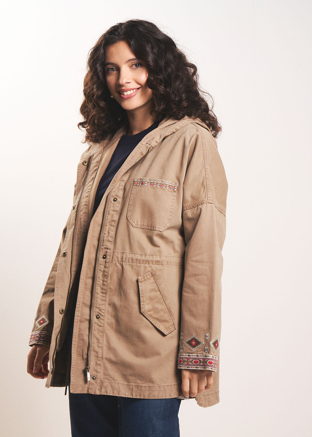 Parka en coton brodée à capuche - Sud Express - 5 - Sud Express