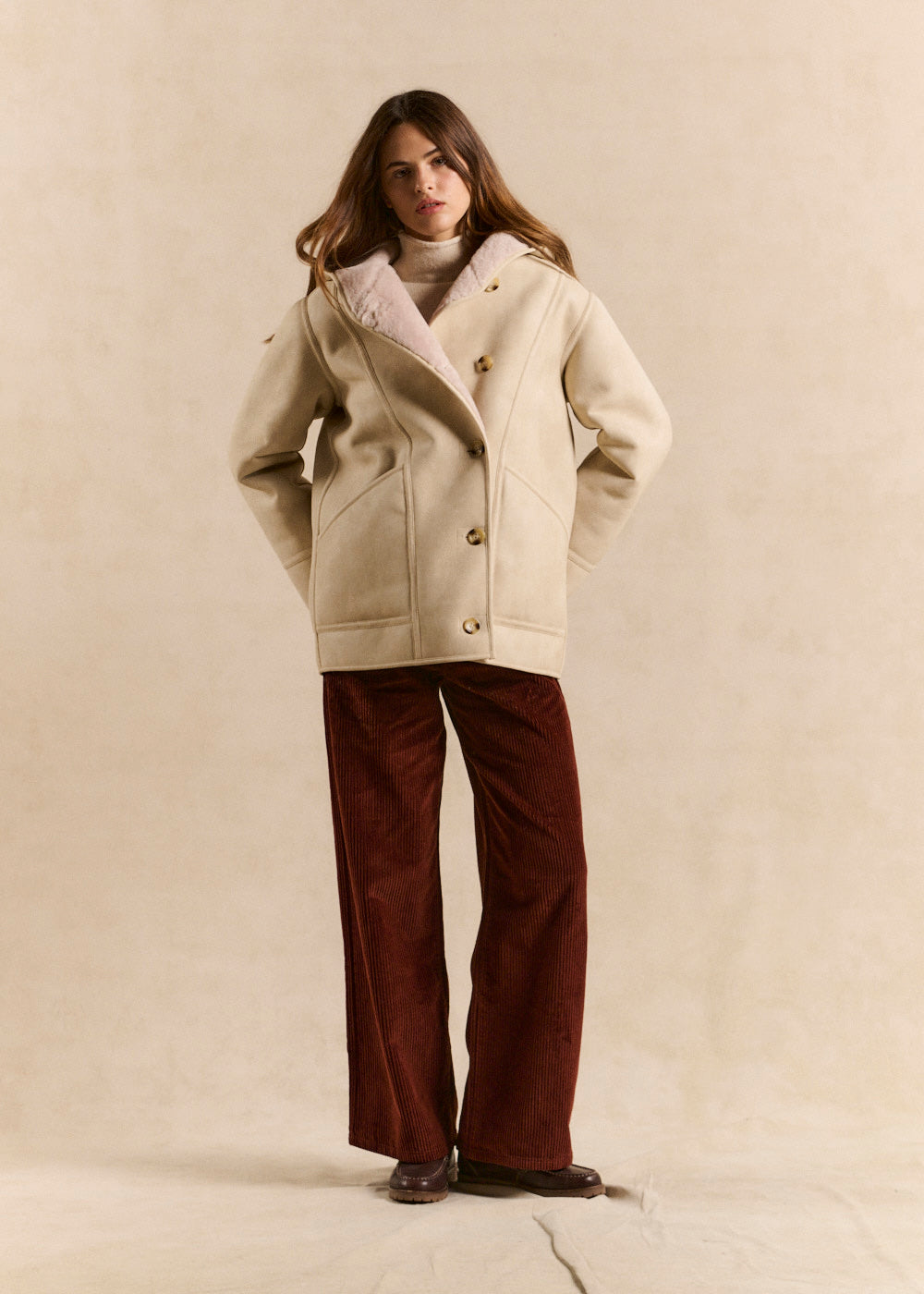 Manteau fausse peau lainée à capuche - Sud Express - 5 - Sud Express