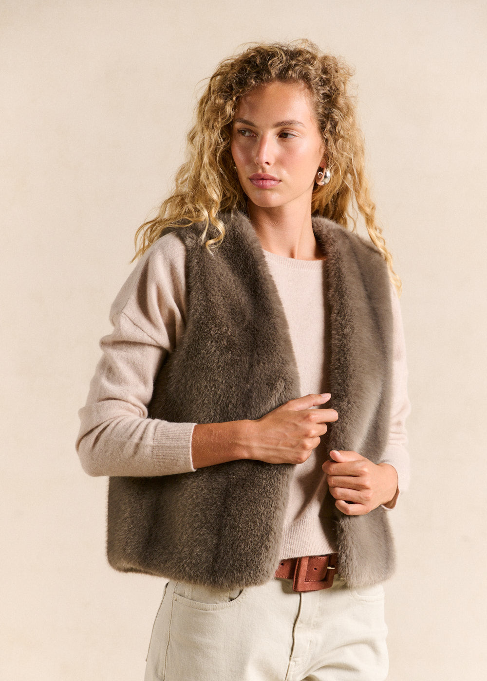 Gilet sans manches effet fourrure - Sud Express - 1 - Sud Express