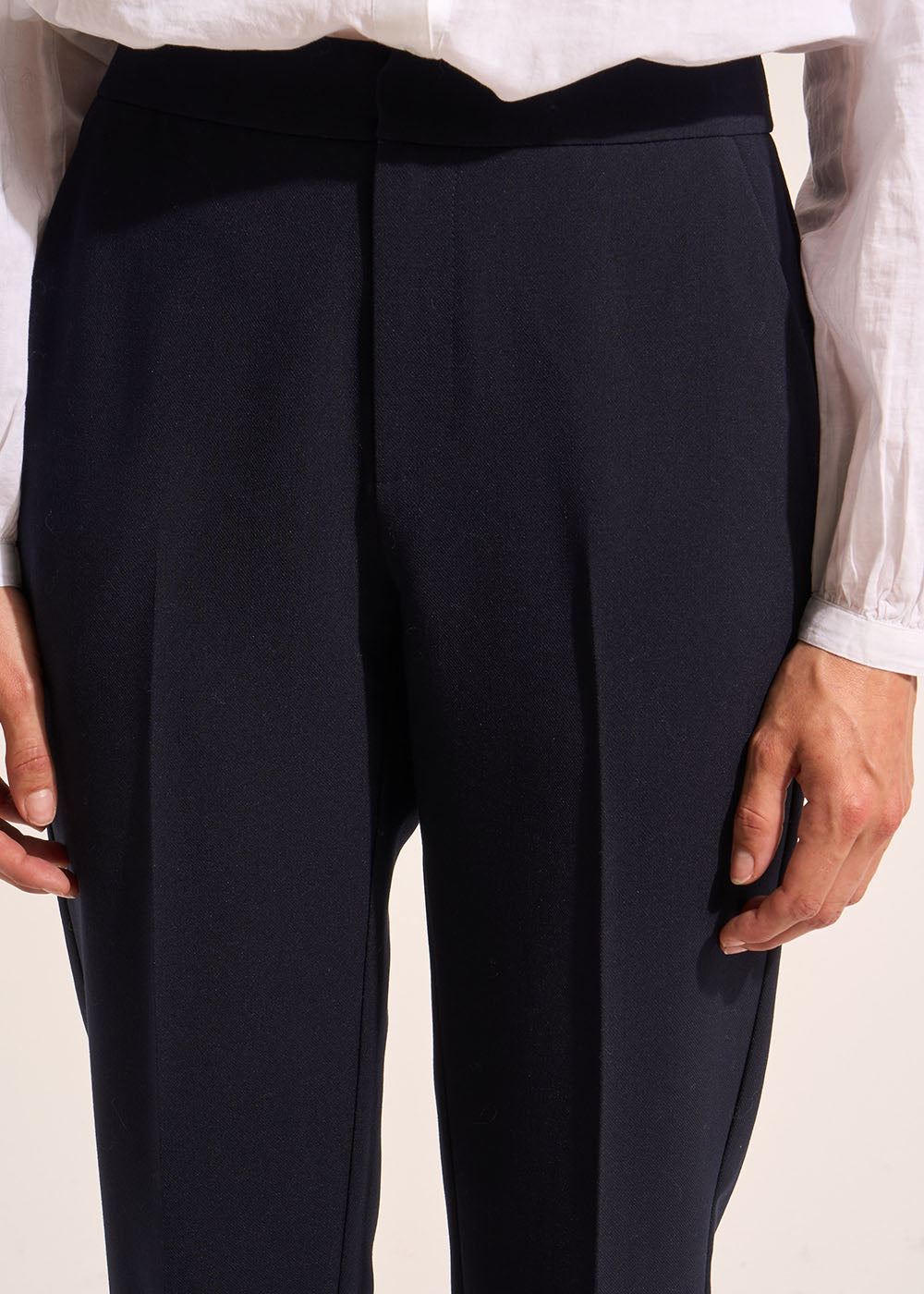 Pantalon fuselé à taille élastiquée - Sud Express - 4 - Sud Express