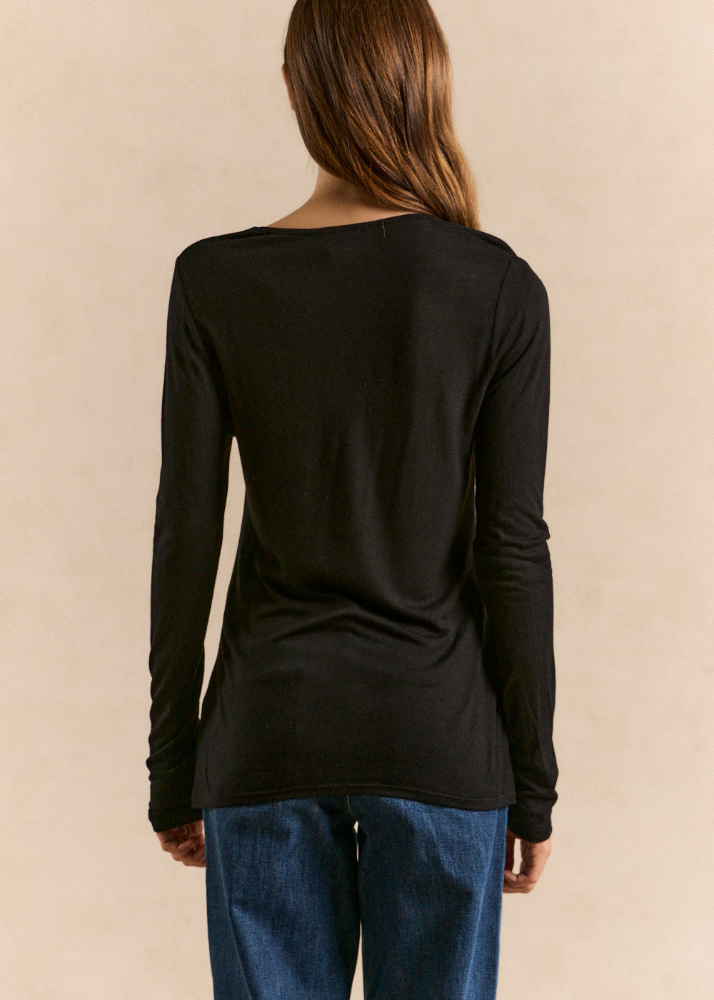TATUNA Second-skin fitted cut t-shirt - 2 - Sud Express - Sud Express