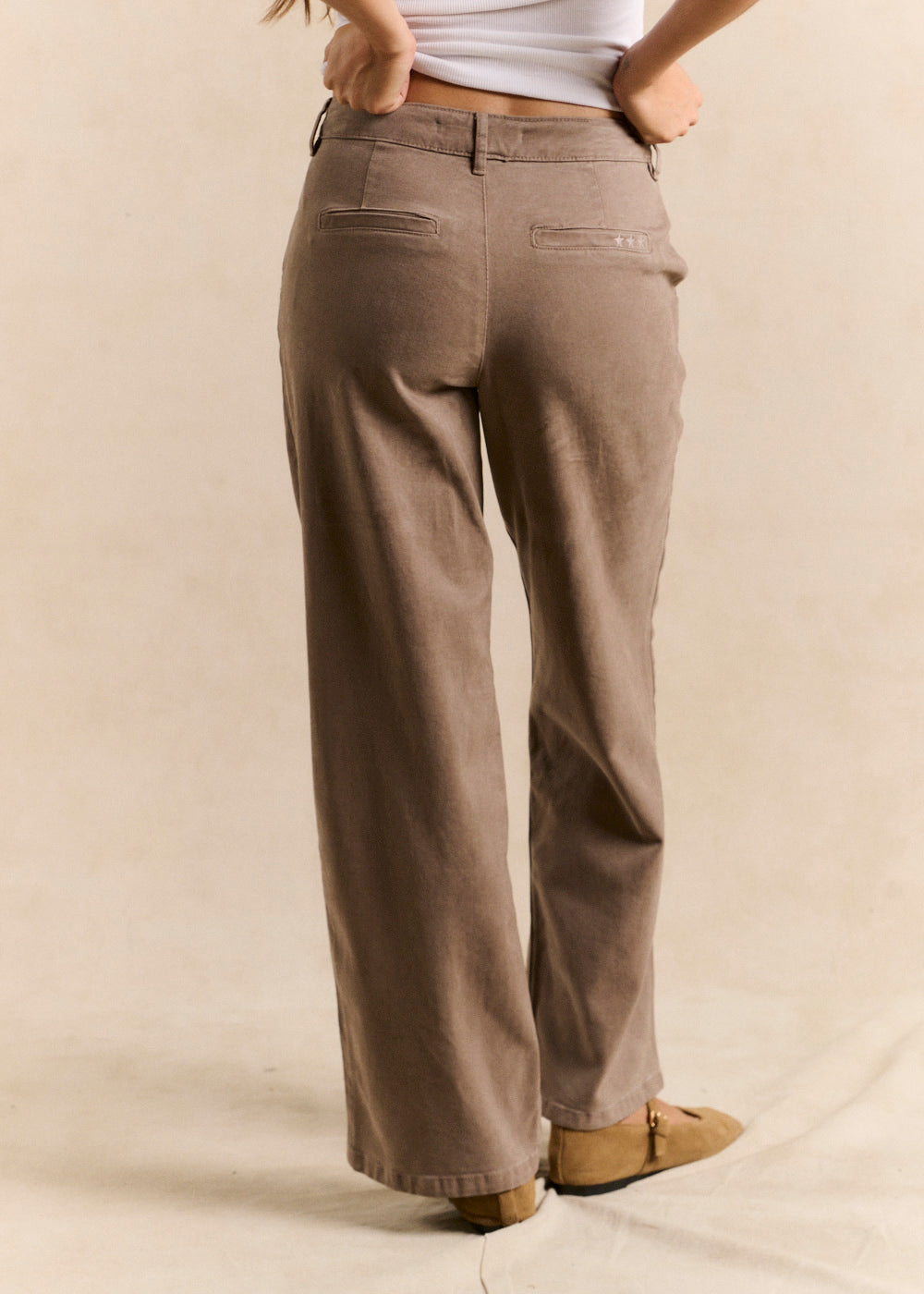 Pantalon droit toucher peau de pêche - Sud Express - 3 - Sud Express
