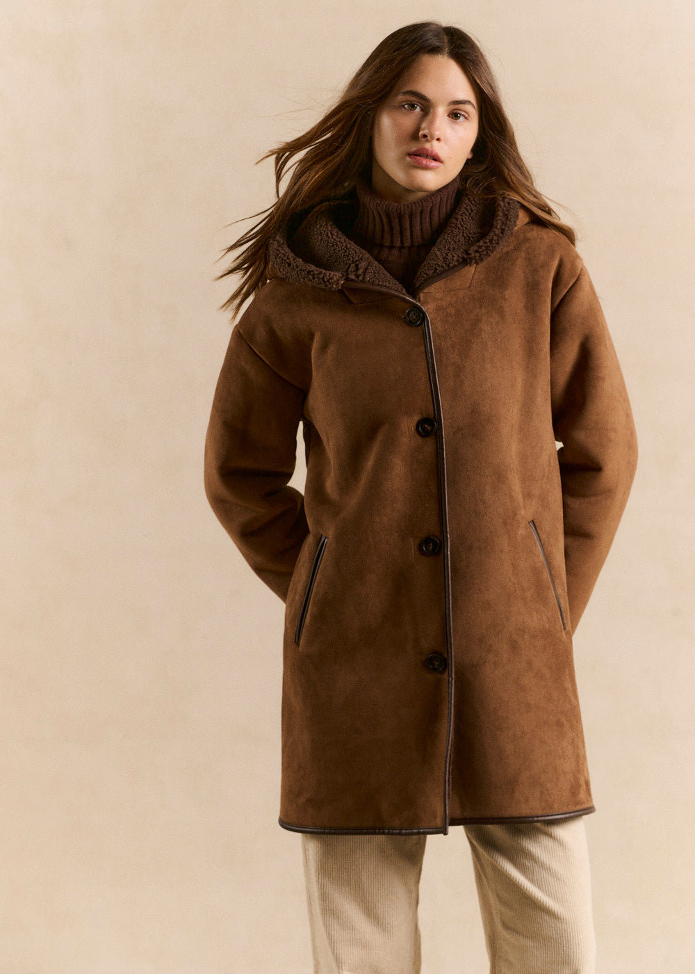 MAGNOLIA Manteau ample en peau lainée à capuche - 1 - Sud Express - Sud Express