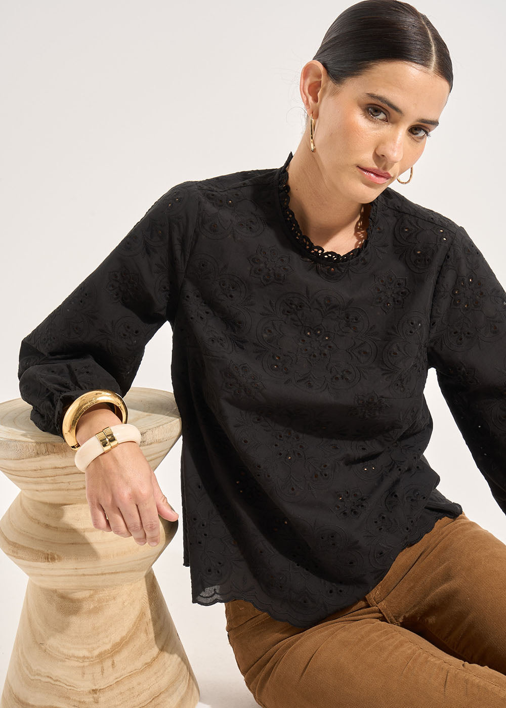 Blouse brodée col montant - Sud Express - 1 - Sud Express