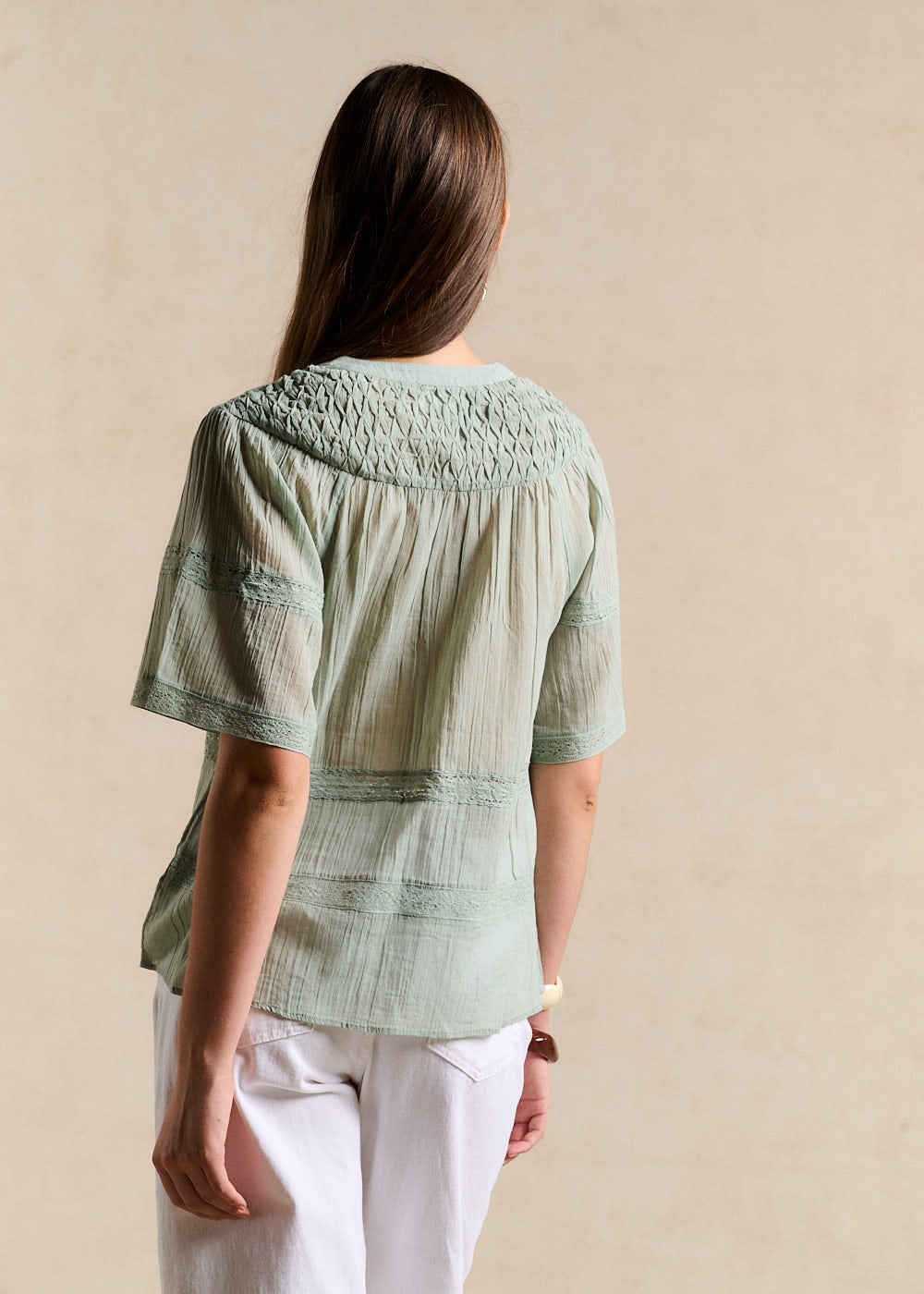 Top en coton à broderie et smock - Sud Express - 3 - Sud Express