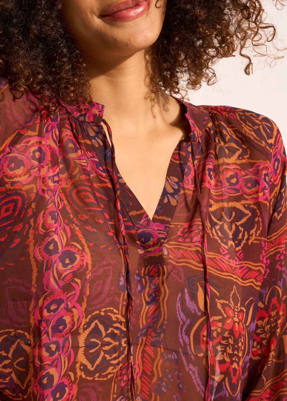 Blouse fluide imprimée avec des manches longues bouffantes - Sud Express - 2 - Sud Express